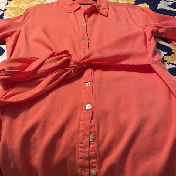 EUC. Orange tie front tunic blouse. Size M - Picture 5 of 5